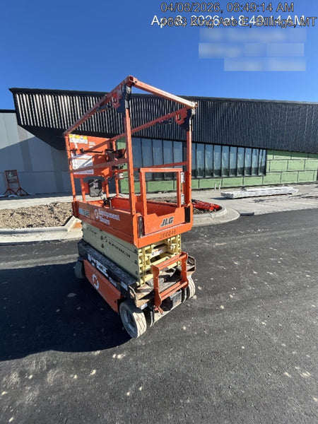 2022 JLG ES1932