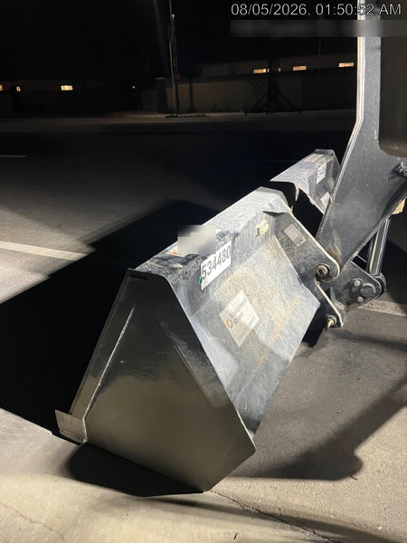 2025 JLG 1001100823