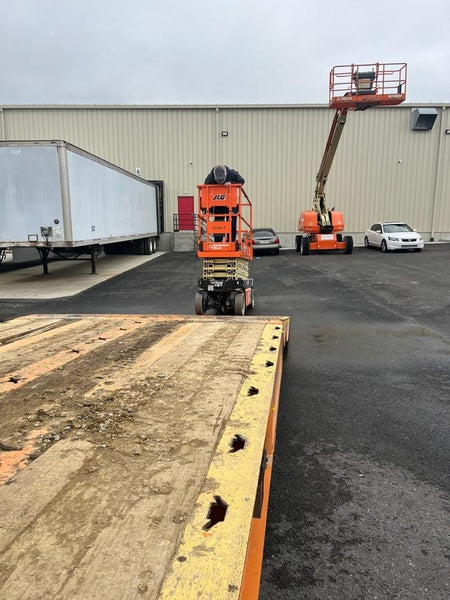 2023 JLG ES2632