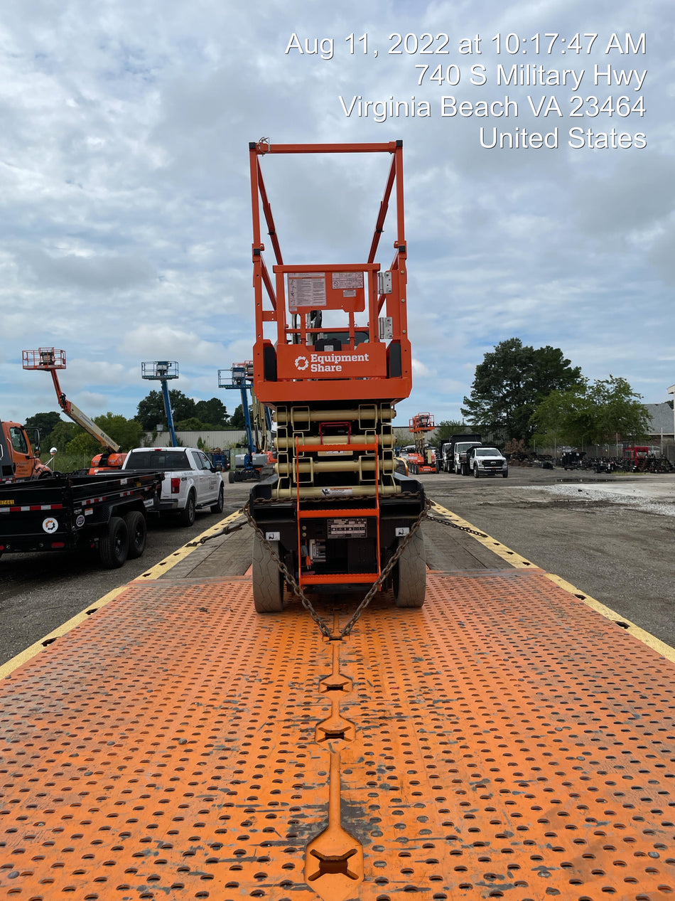 2022 JLG ES2632
