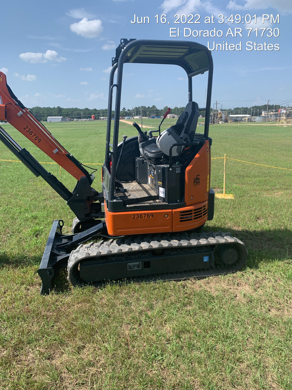 2022 HITACHI ZX26U-5N