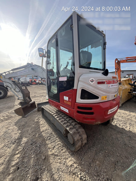 2022 TAKEUCHI TB235-2CR