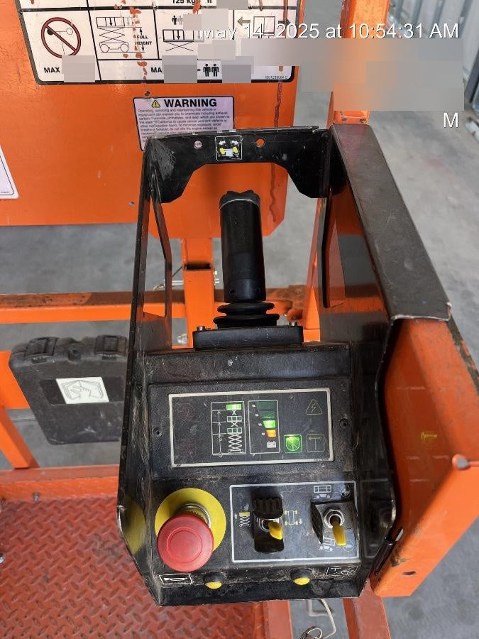 2022 JLG ES2632