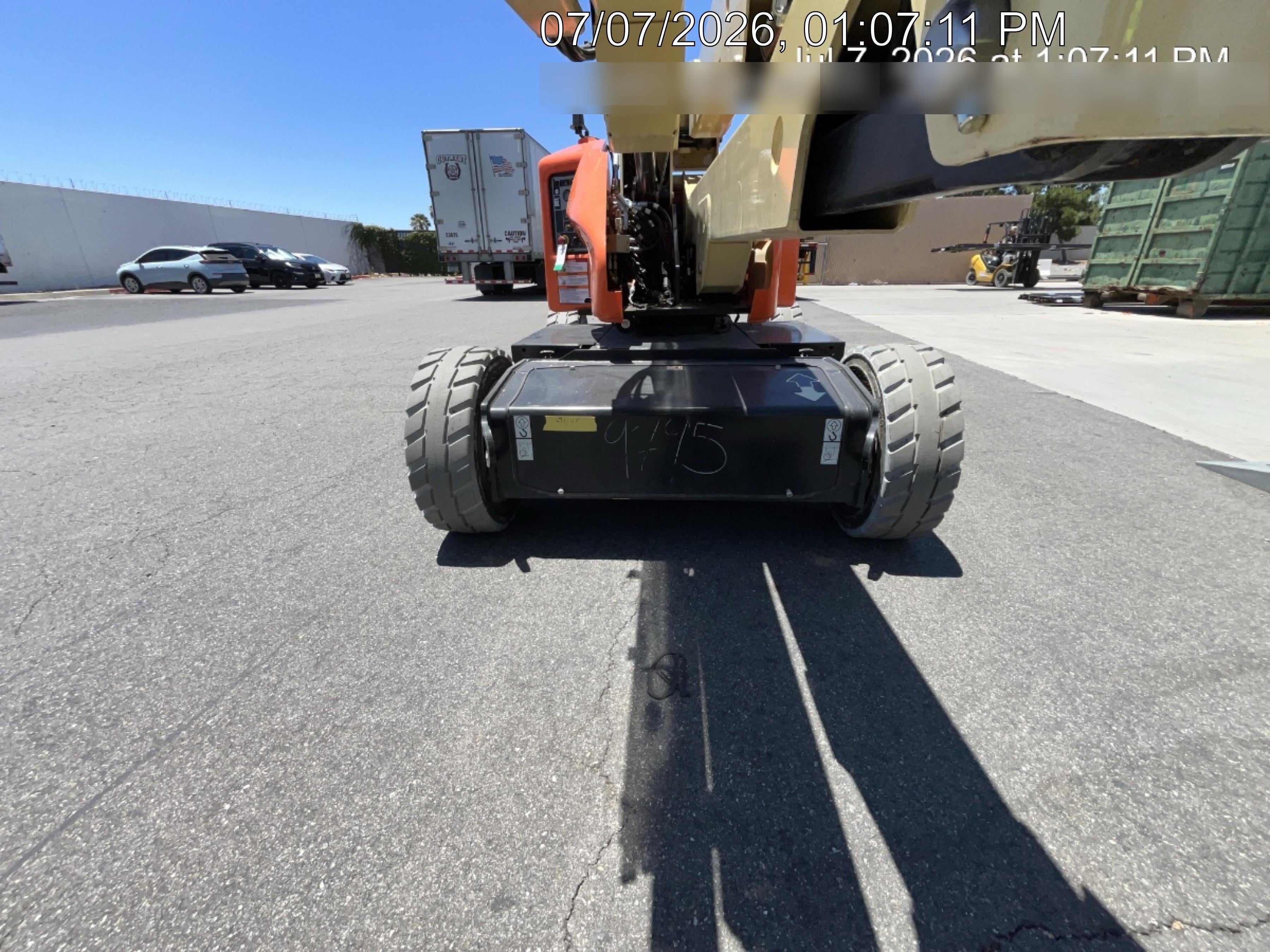 2024 JLG E450AJ