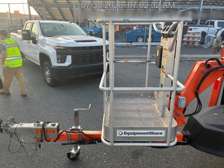 2022 JLG T350