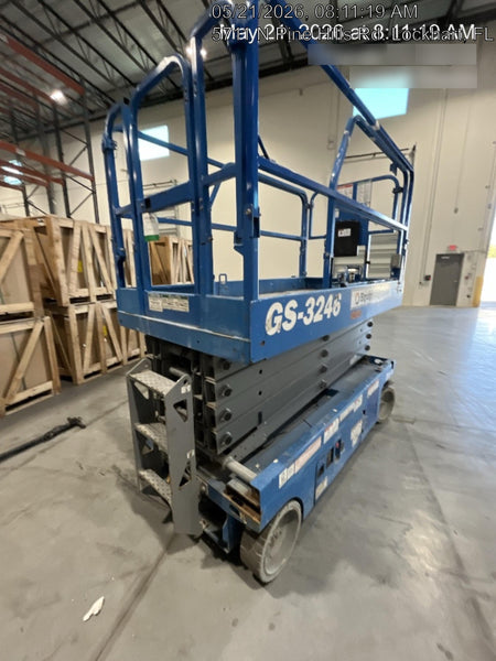 2019 Genie GS-3246 Folding rails with full height swing gate