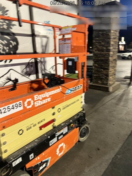 2024 JLG ES1932