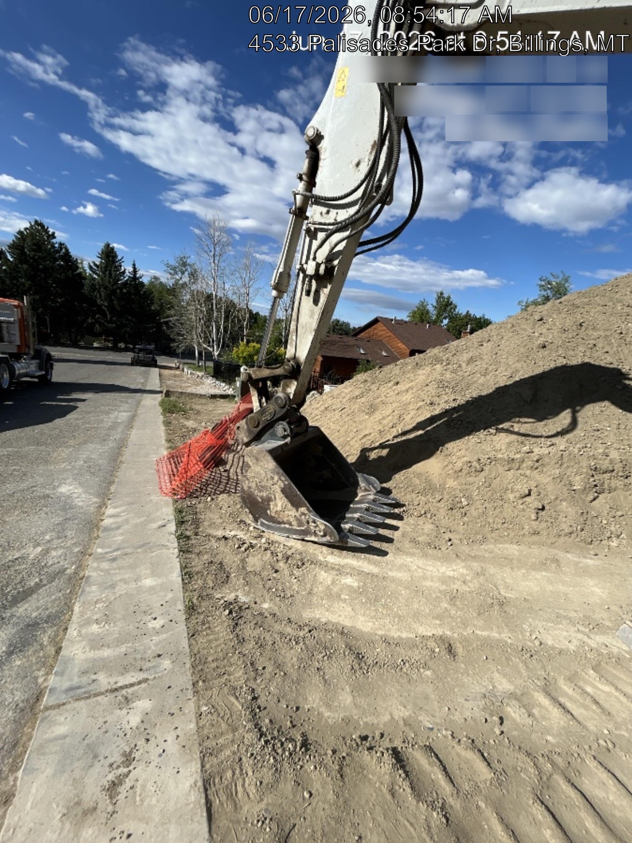 2022 TAKEUCHI TB2150CR