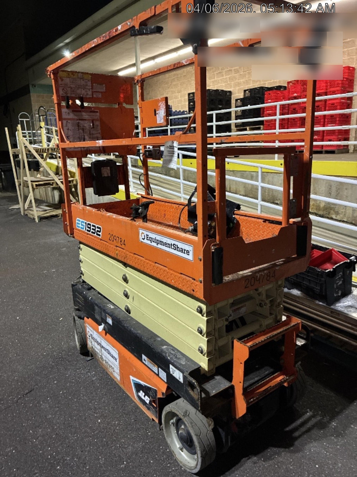 2022 JLG ES1932