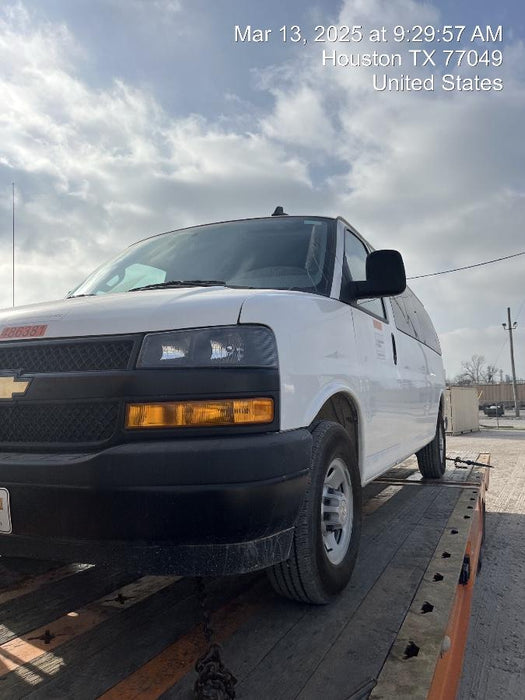 2025 CHEVROLET Express Van - Rental
