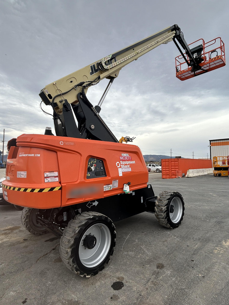 2025 JLG 660SJ