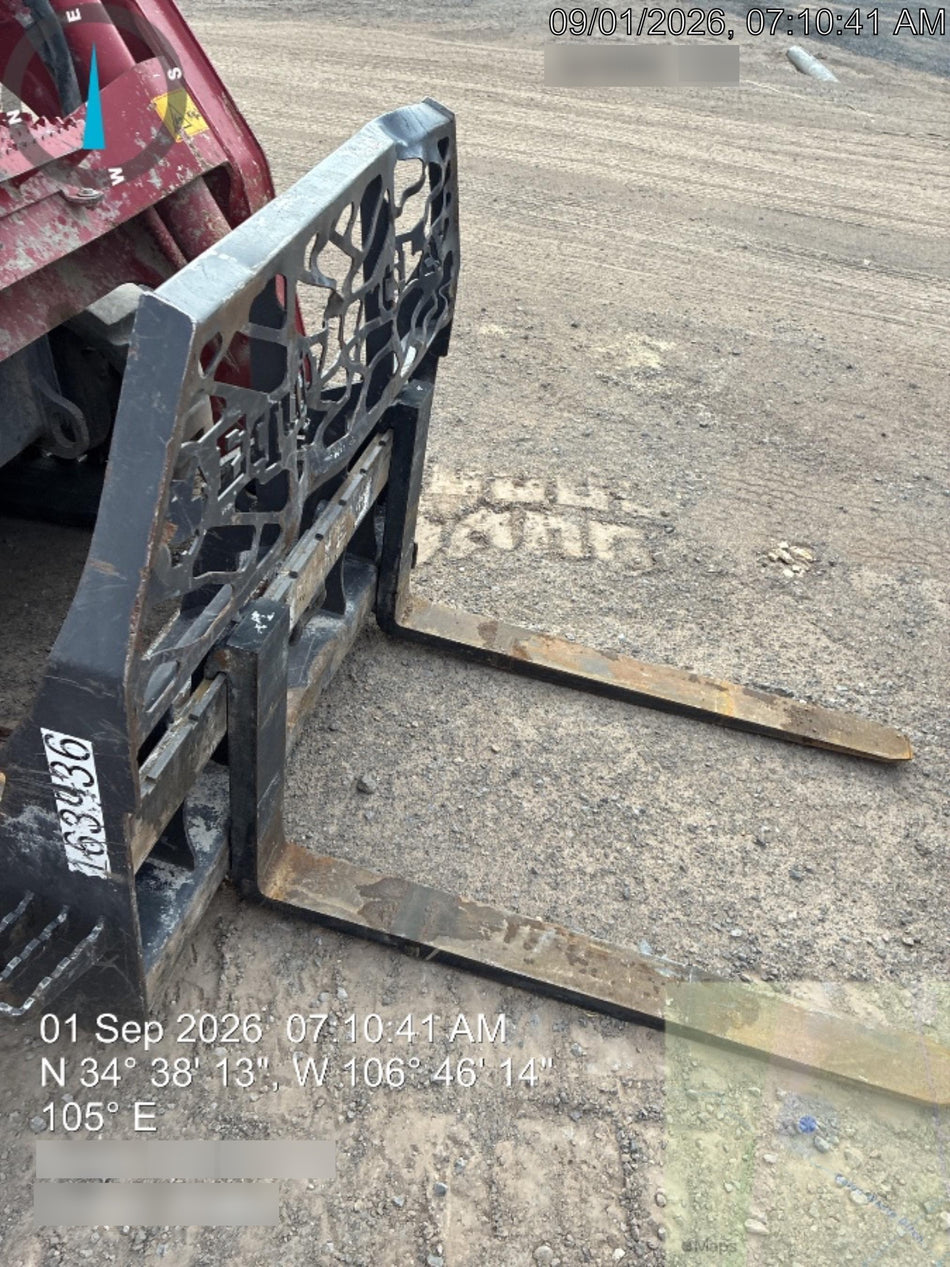 2021 PALADIN 48" Pallet Forks - Paladin