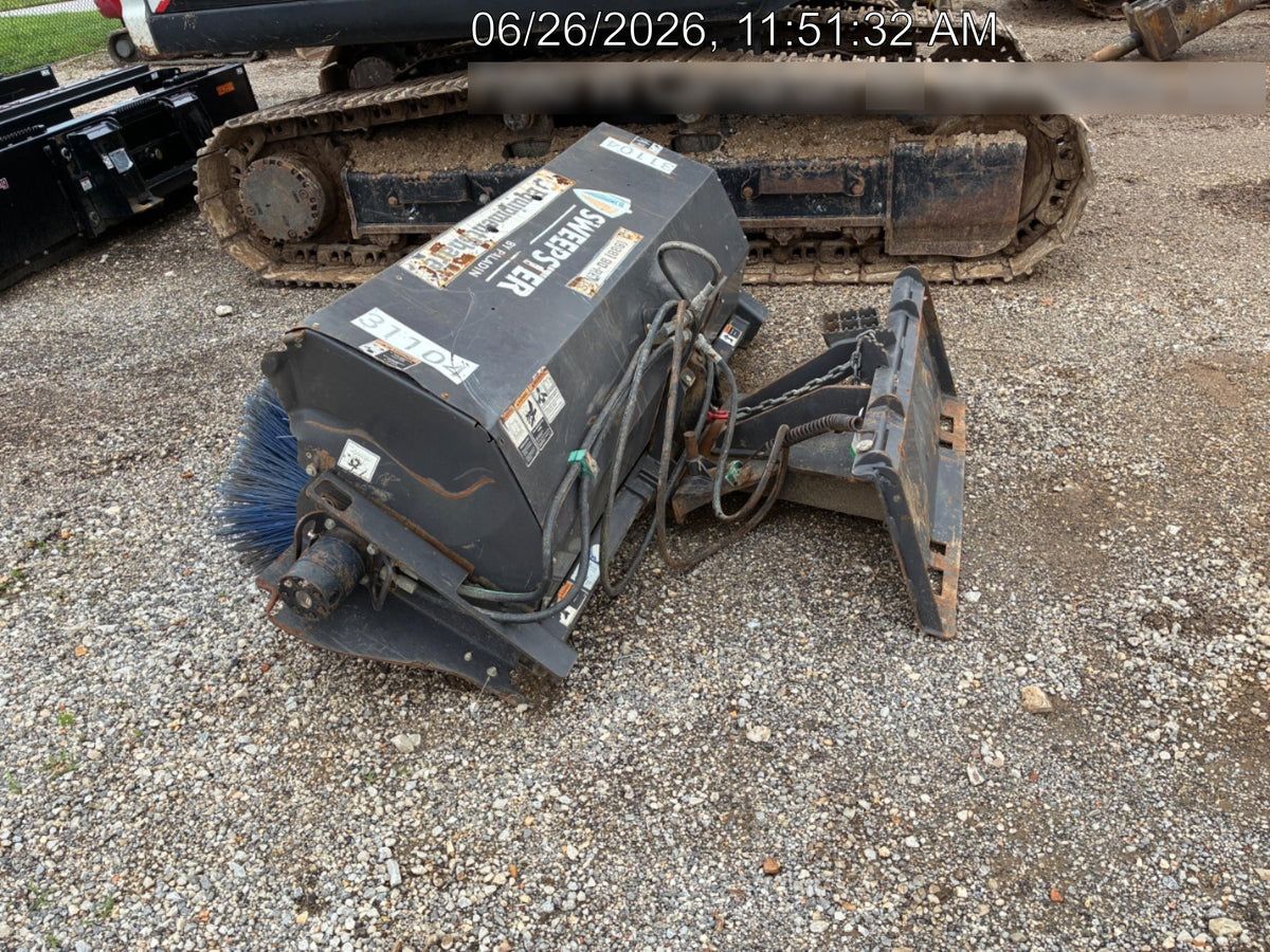 2019 PALADIN Sweepster SB72