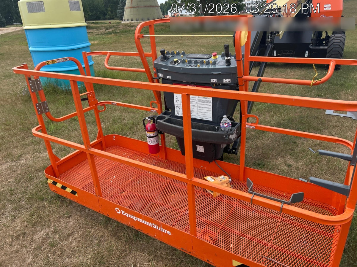 2025 JLG 660SJ
