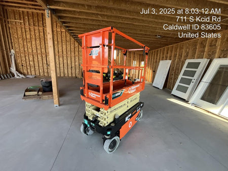 2025 JLG ES1932