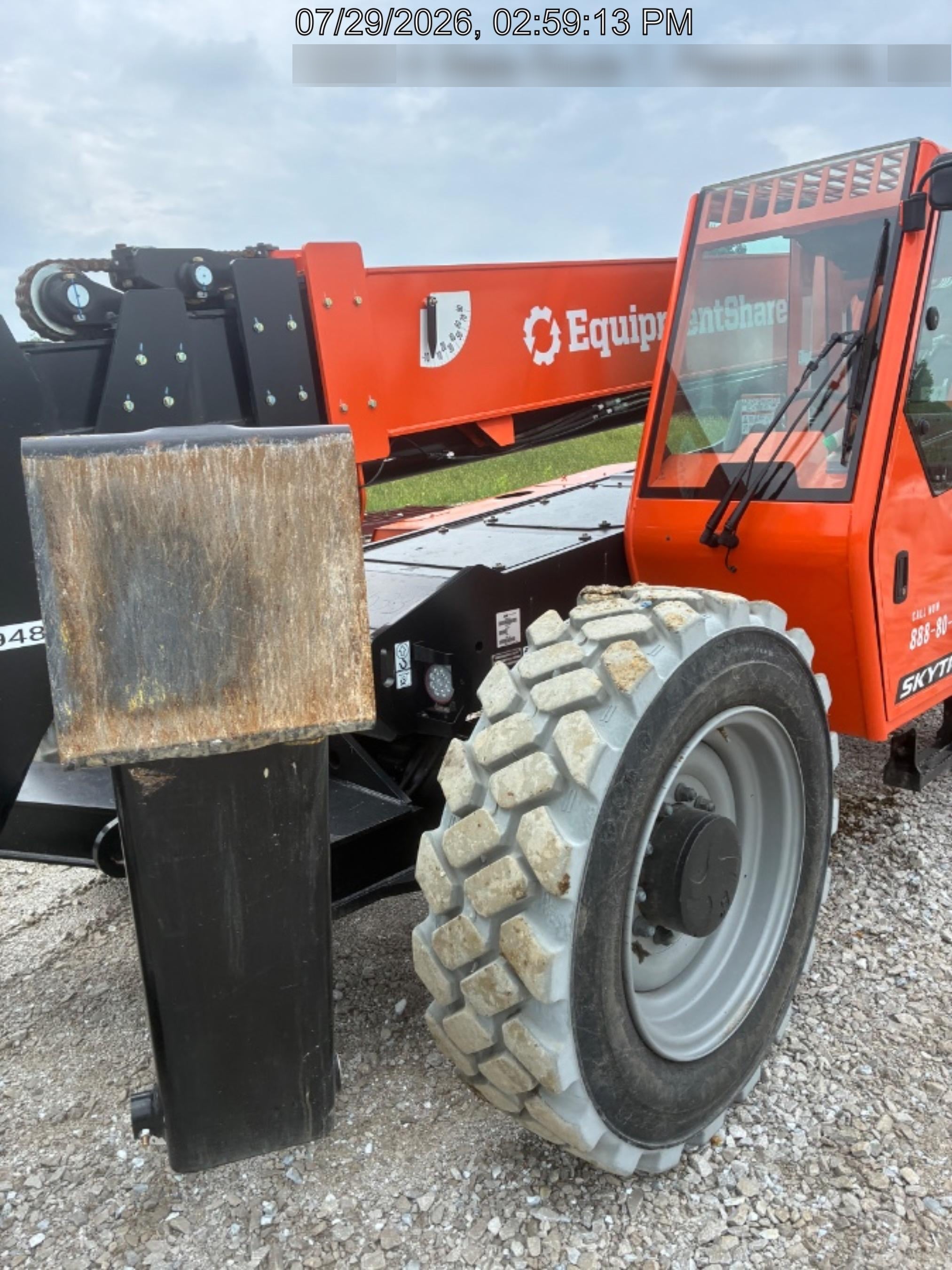 2025 SKYTRAK 10054