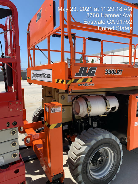 2021 JLG 330LRT