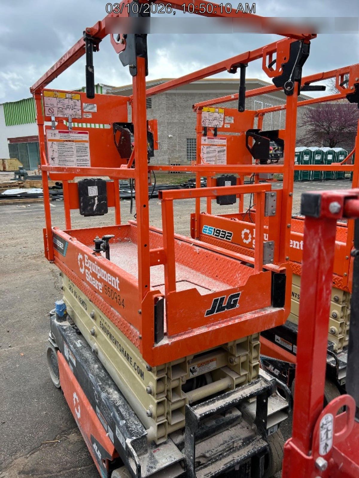 2025 JLG ES1932