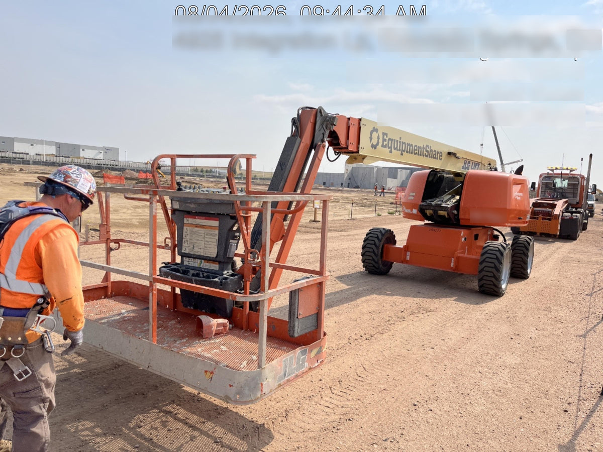 2022 JLG 660SJ