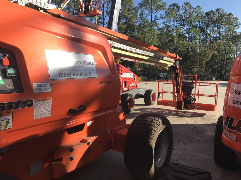2019 JLG 660SJ