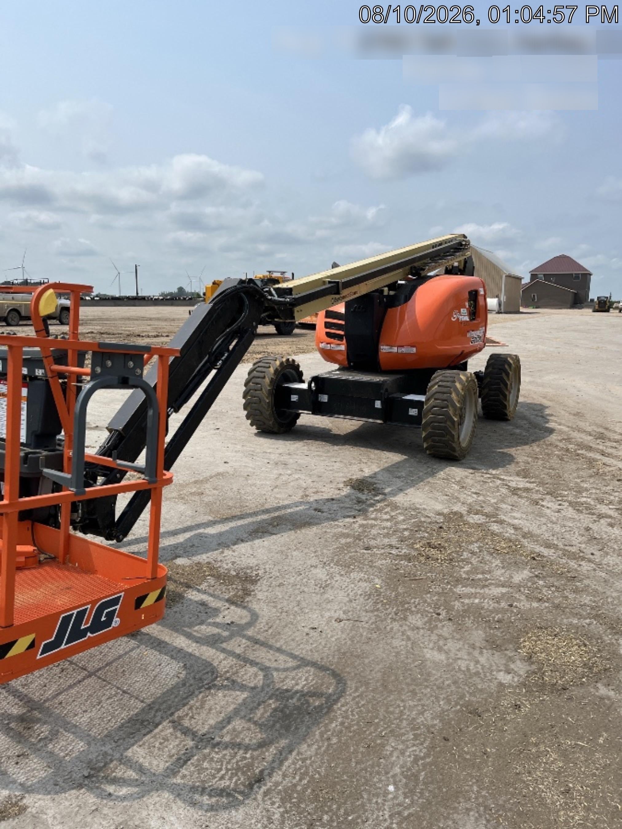 2026 JLG 600AJ
