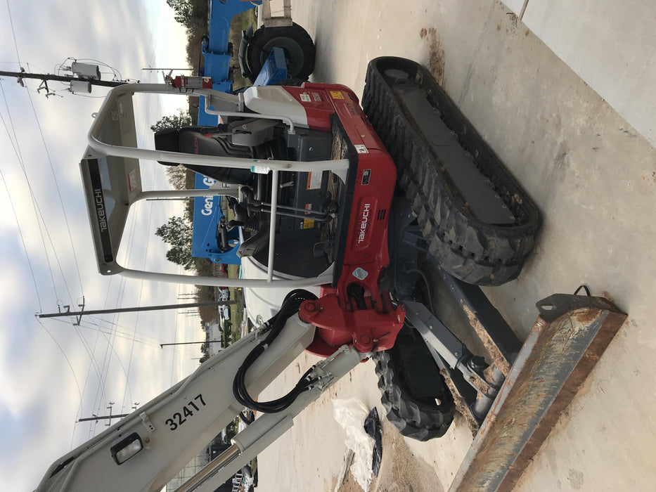2019 Takeuchi TB260 Canopy, Standard Blade, Auxiliary hydraulics w/Manual QC, Hydraulic thumb, 12" ,18", 24" Bucket