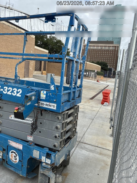 2018 Genie GS-3232 Genie GS3232 Lift w/Folding Rails and Swing Gate