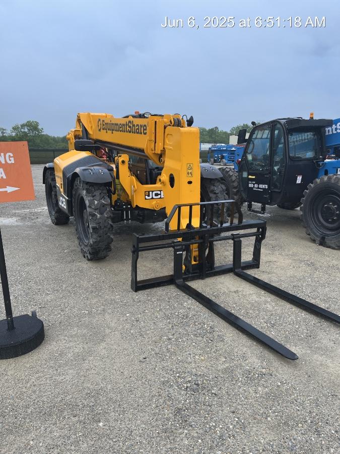 2025 JCB 509-42