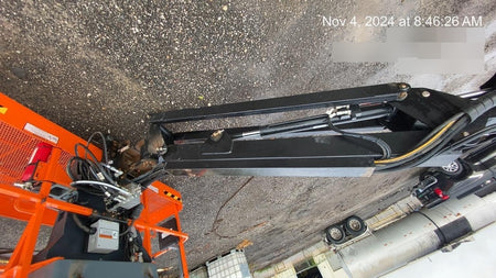 2023 JLG 660SJ