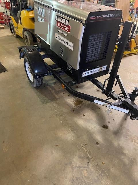 2019 Lincoln Electric Vantage 322 Lincoln Vantage 322 Welder w/Trailer, Light Kit, Cable Rack