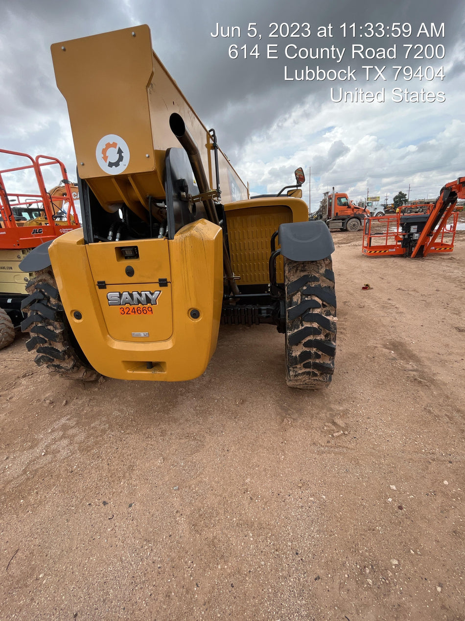 2023 SANY STH1056