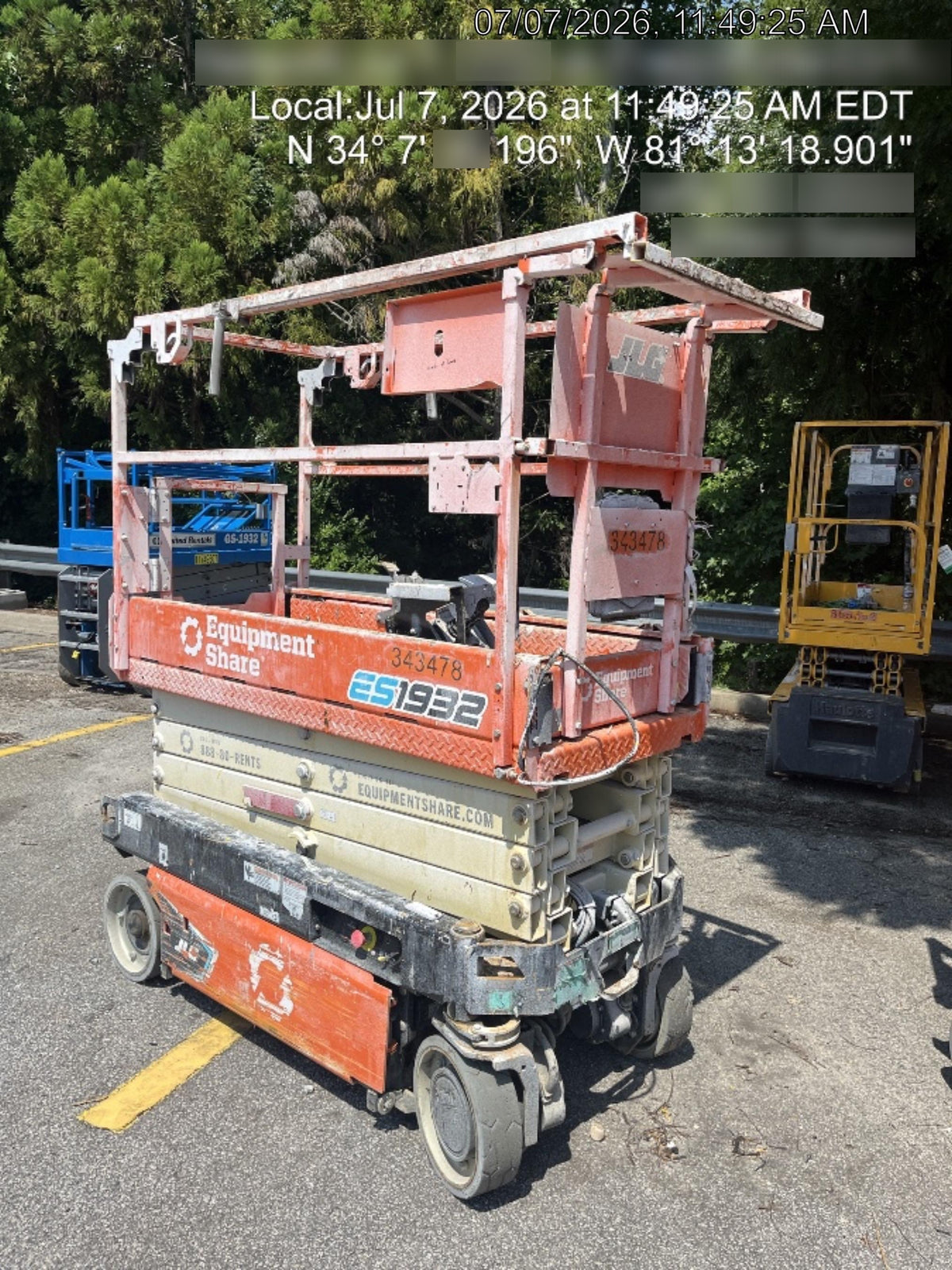2023 JLG ES1932