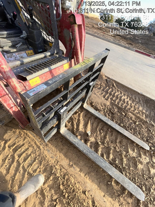 2025 ARROW MATERIAL HANDLING 48" Pallet Forks - Arrow