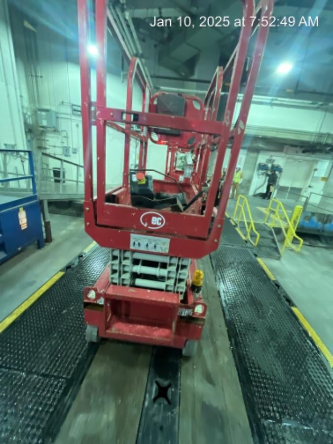 2019 MEC 1330SE MEC 1330SE w/ES Track Hardware, Full Extended 2 Year Warranty