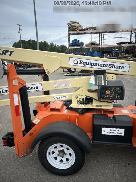 2022 JLG T350