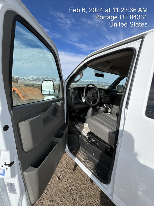 2023 CHEVROLET Express Van - Rental