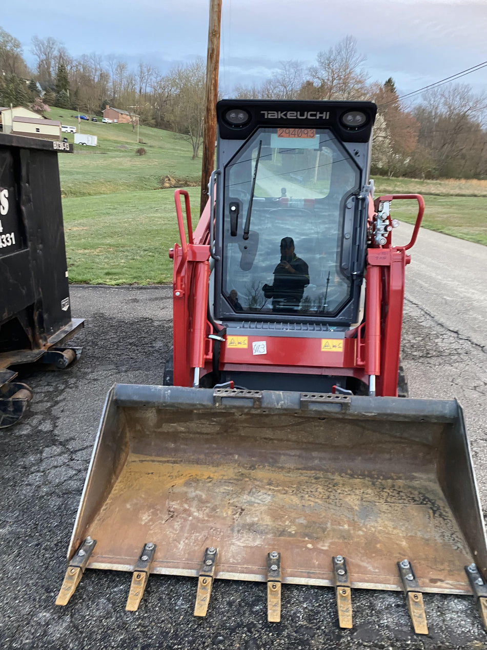 2023 TAKEUCHI TL6CR