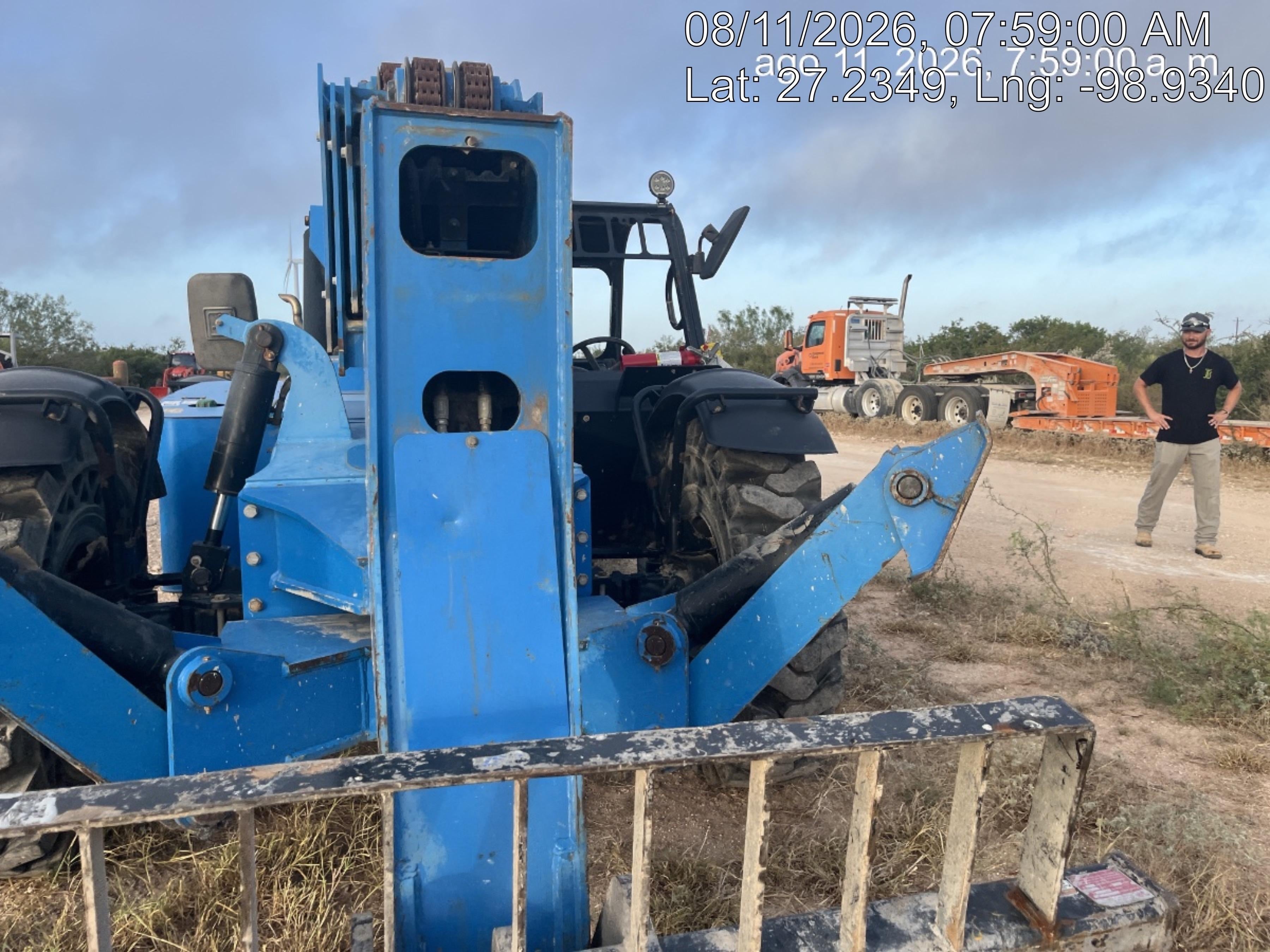 2016 Genie GTH-1056 Genie GTH1056, Solid Tires, 60" carriage, Open ROPS