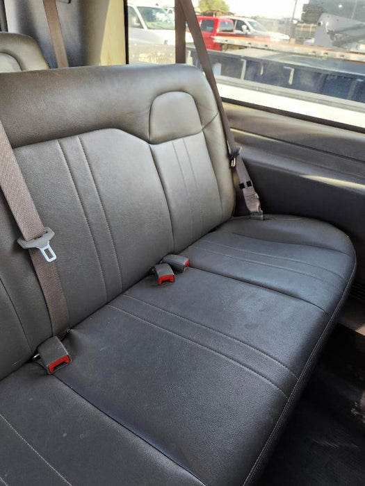 2025 CHEVROLET Express Van - Rental