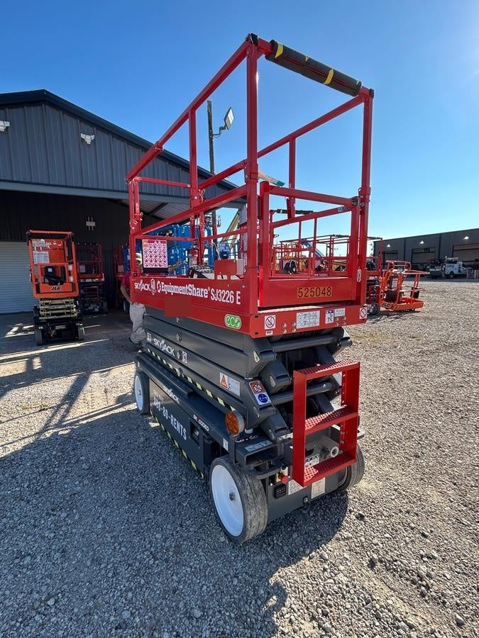 2025 SKYJACK SJ3226