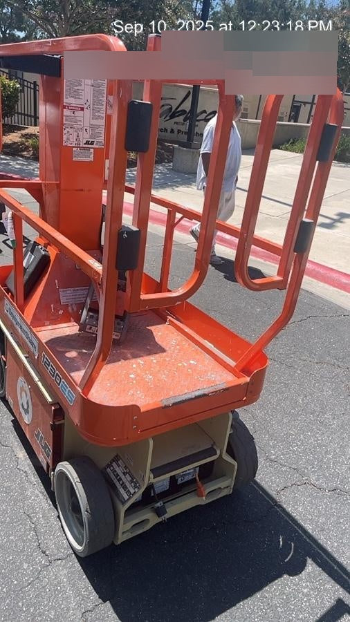 2024 JLG 1230ES