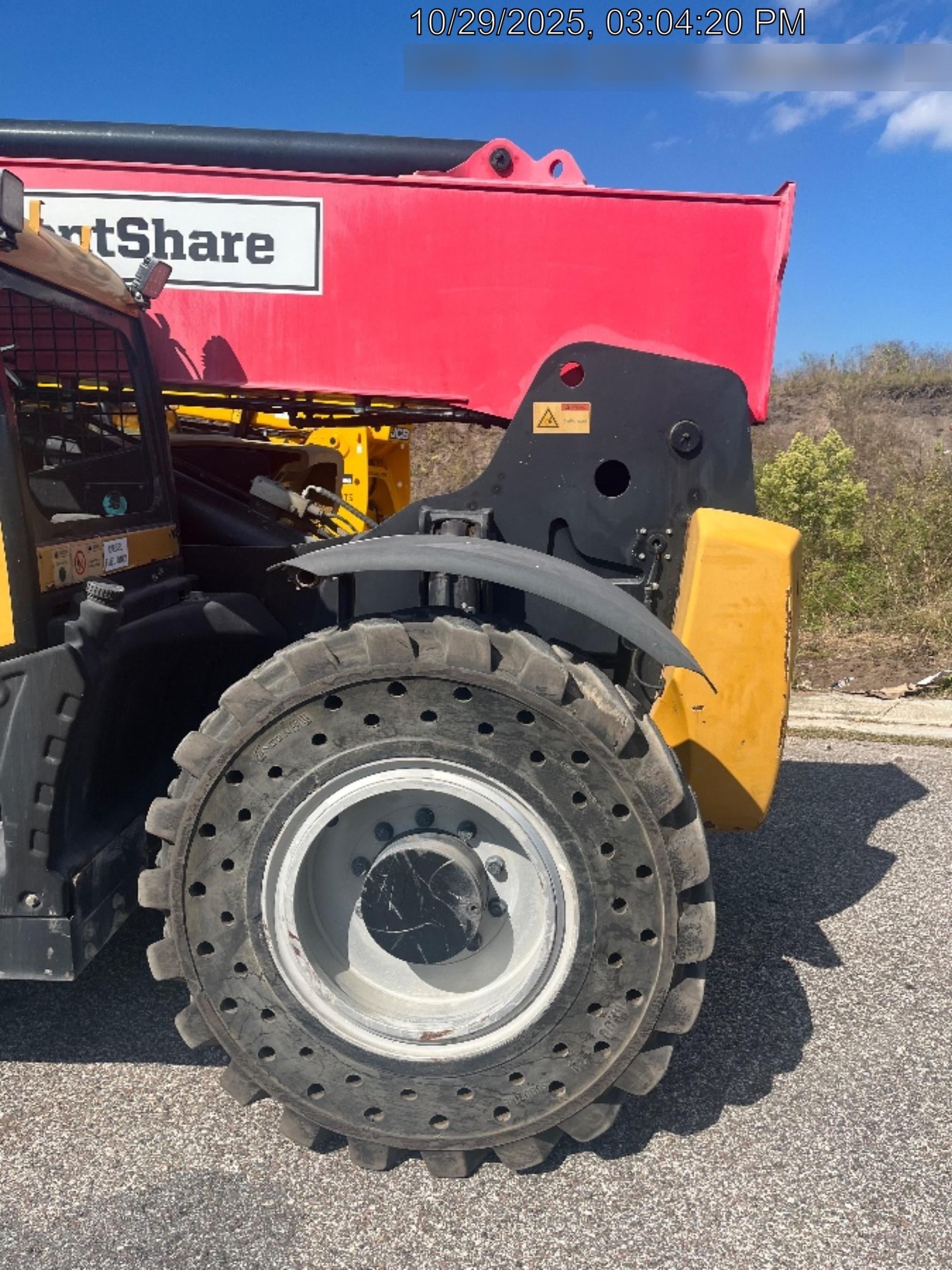 2020 SANY STH1056