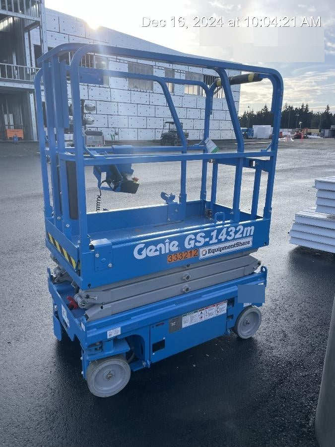 2023 GENIE GS-1432