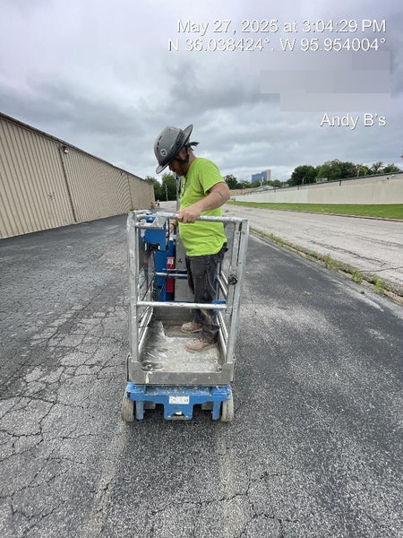 2019 GENIE GR-20