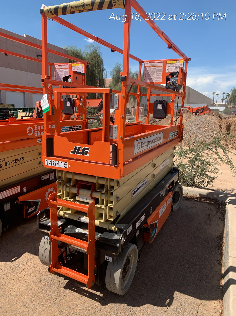 2022 JLG ES2632