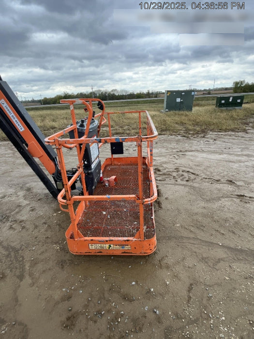 2019 JLG 860SJ