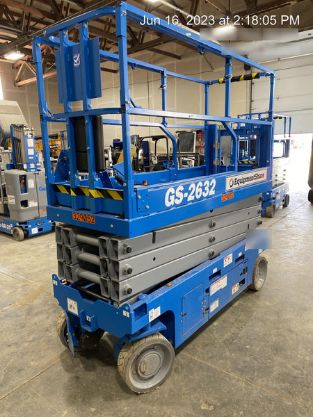 2023 GENIE GS-2632
