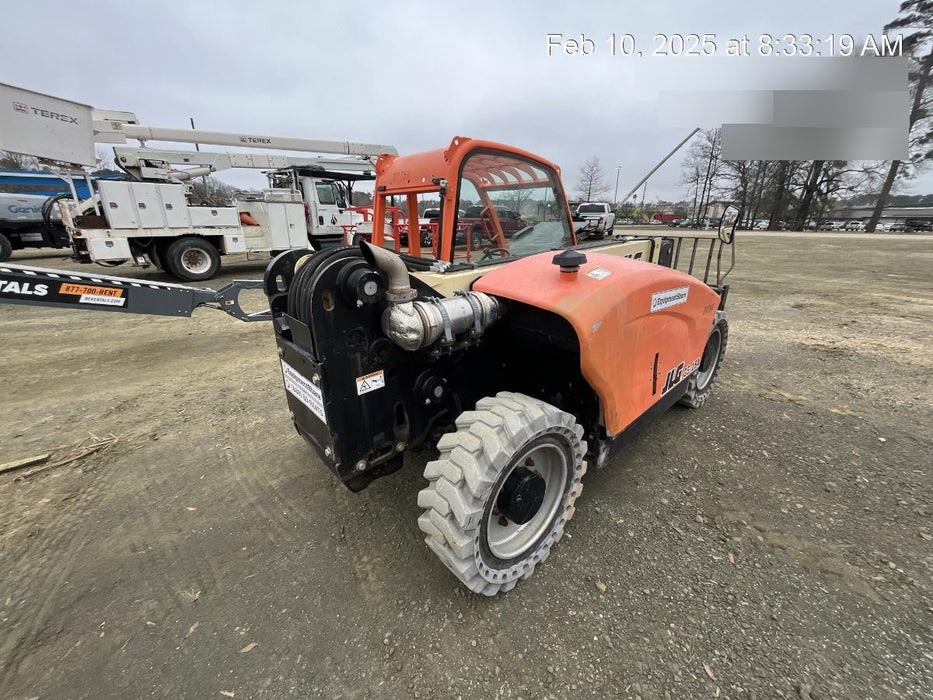 2018 JLG G5-18A