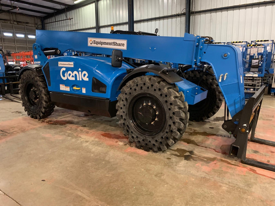 2018 Genie GTH-844 Genie GTH-844 w/ROPS, Work Lights, Solid Tires, RH Cab Mesh, Beacon, 60" Carriage and Forks