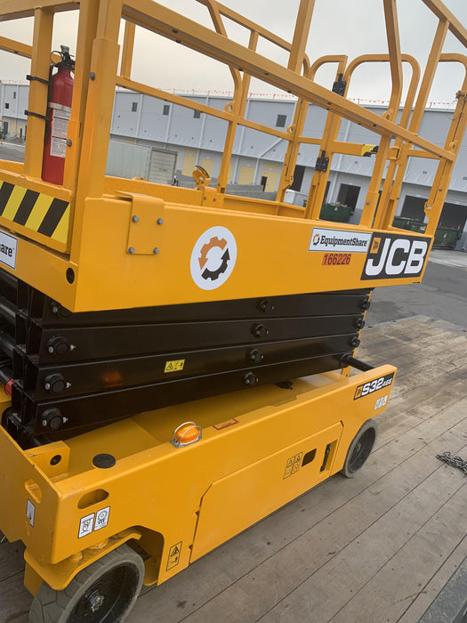 2021 JCB S3246E